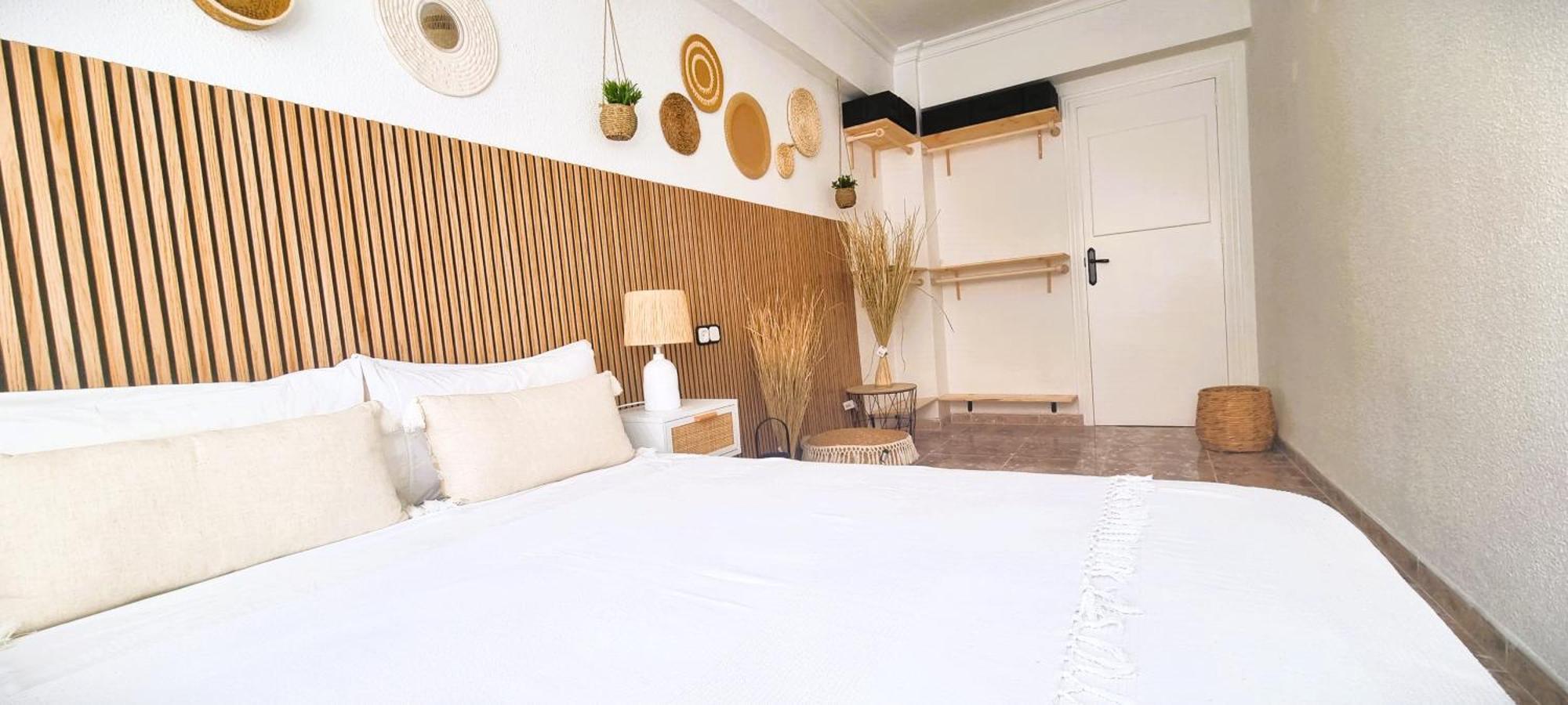 Wabi Beach Home - Frente Al Mar Con Aire Acondicionado أغيلاس المظهر الخارجي الصورة